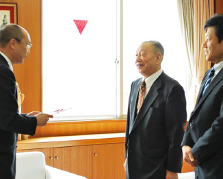 南陽市に寄付金